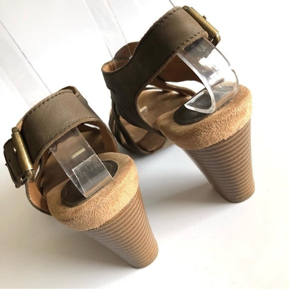 Giani Bernini Justyne Woven Block Heel Sandals - Picture 10 of 15